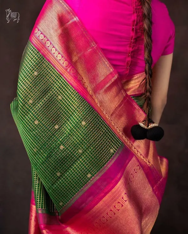 Green::Purple__Woven_Banarasi_Jacquard_Saree_(Green,_Purple)